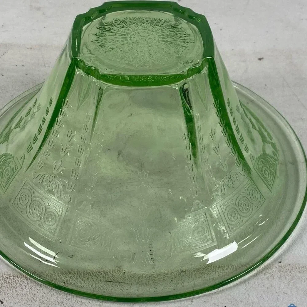 Vintage Anchor Hocking Princess Green Uranium Depression Glass Serving Bowl